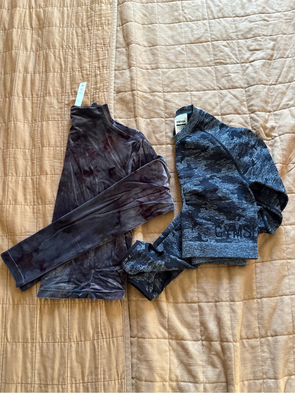 Gymshark Charcoal Gray Long-Sleeve Top lululemon long-Sleeve velvet